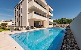 Apartments Menalo Elegance